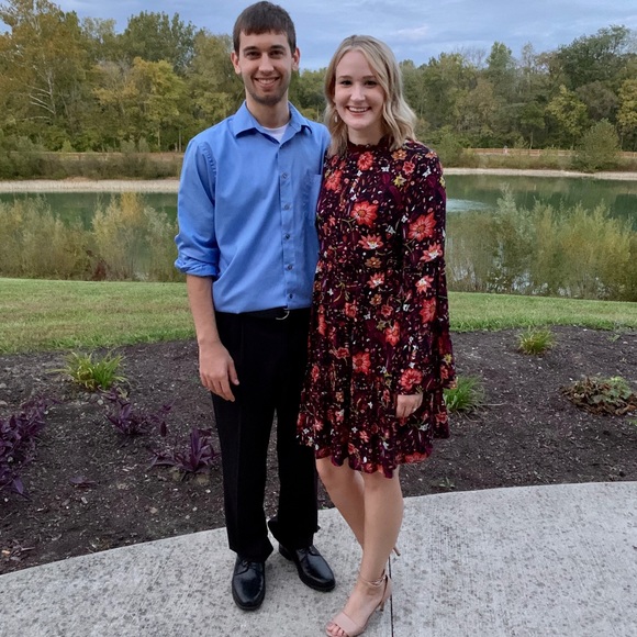 Meet your Posher, Alison - Picture 1 of 1